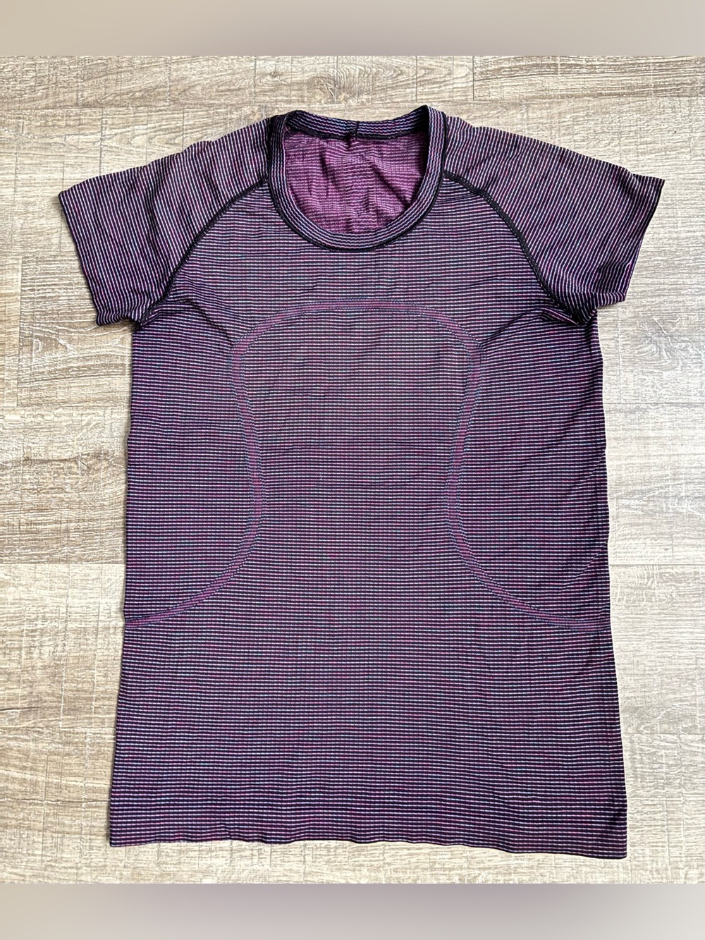 Lululemon Swiftly Tech Short Sleeve Love Black/Rainbow RARE